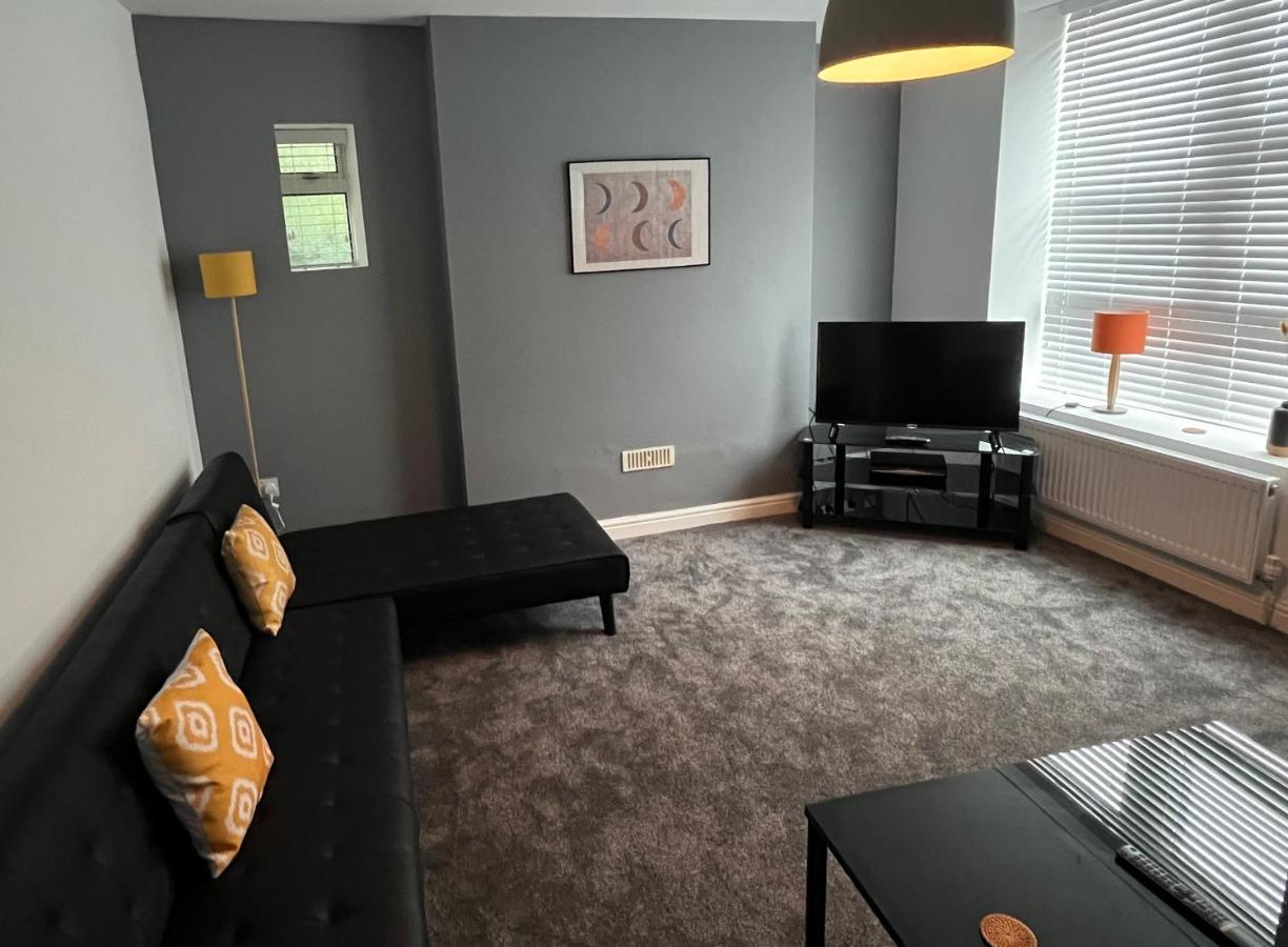 Spacious Ground Floor Suite Comfortably Sleeps Up To Eight Halifax Eksteriør billede